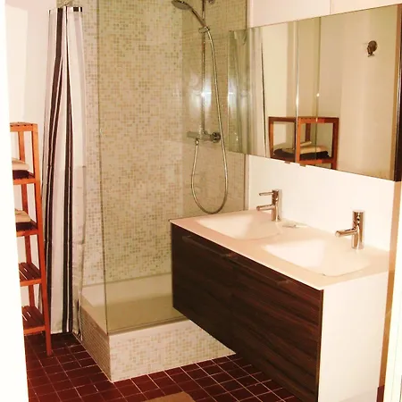 Гостьовий будинок House William 3*